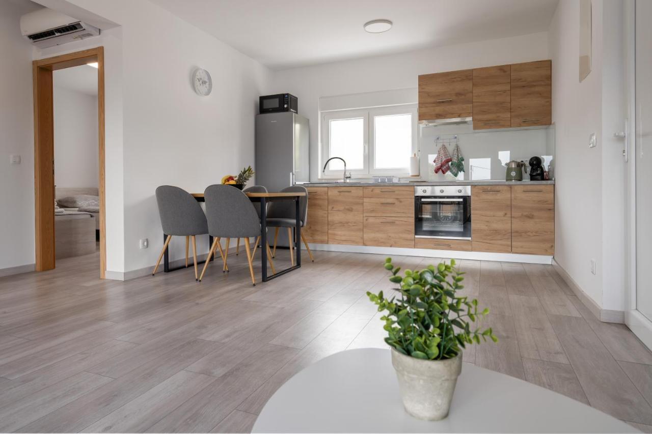 Ruby Apartment