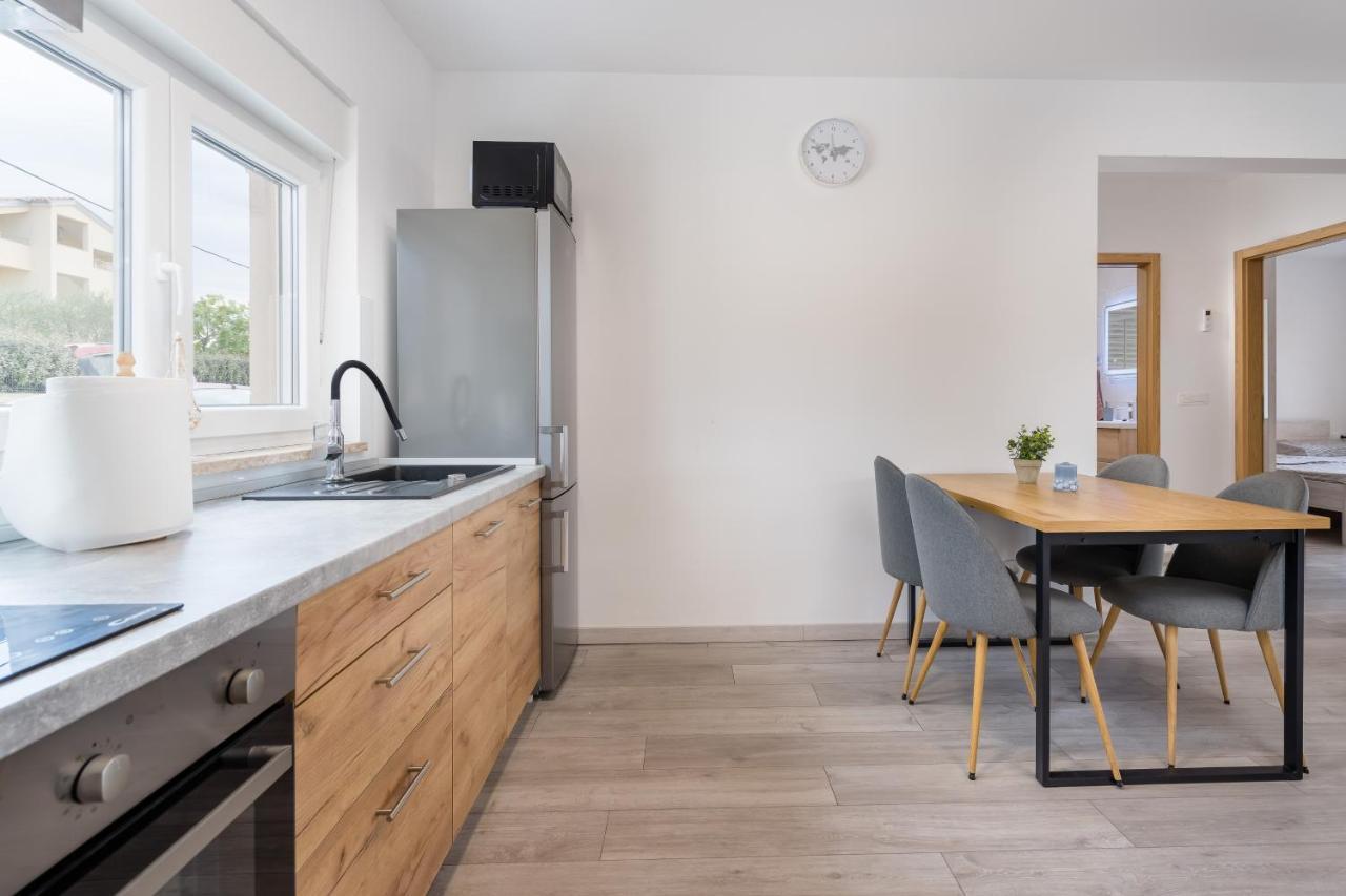 Ruby Apartment